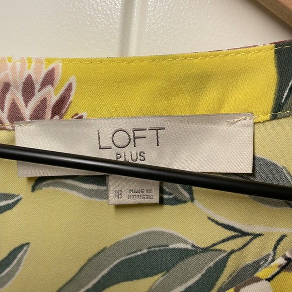Loft Plus Yellow Floral Midi Shift Dress with Long Sleeves NWOT - Picture 4 of 9